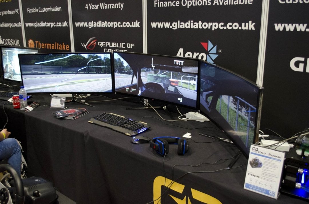 Aria and Gladiator PC at Multiplay Insomnia Gaming Festival I55_5