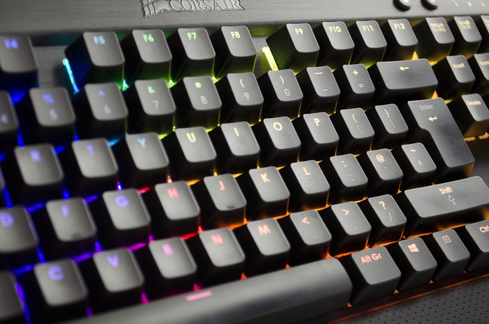 Corsair K70 RGB Mechanical Keyboard Review - EnosTech.com