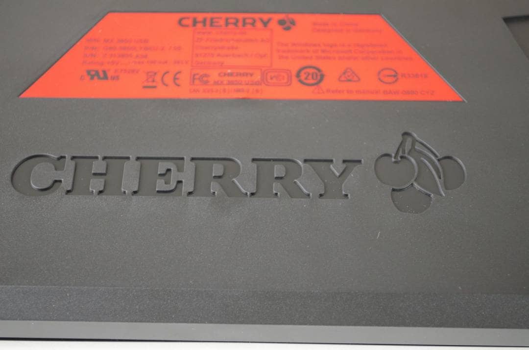 Cherry MX Board 3_7