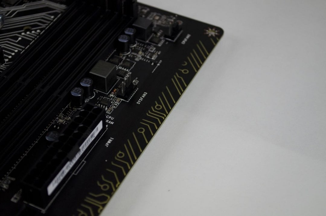 MSI Z170A Gaming Pro Carbon Motherboard Review_10