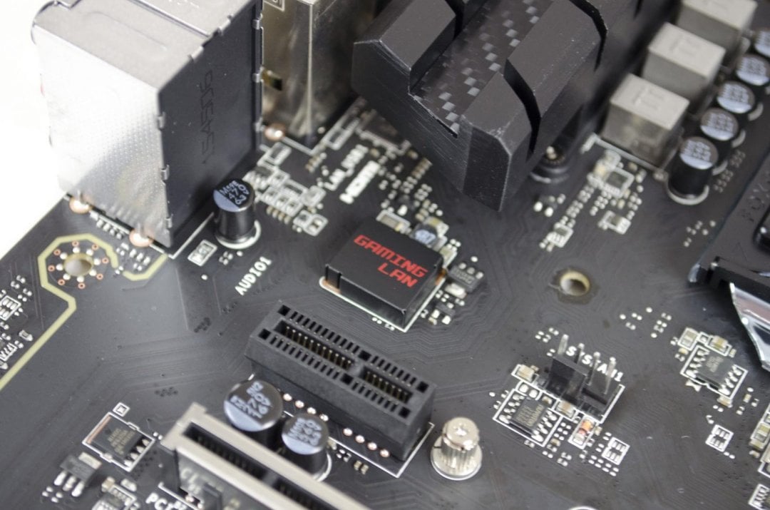 MSI Z170A Gaming Pro Carbon Motherboard Review_12