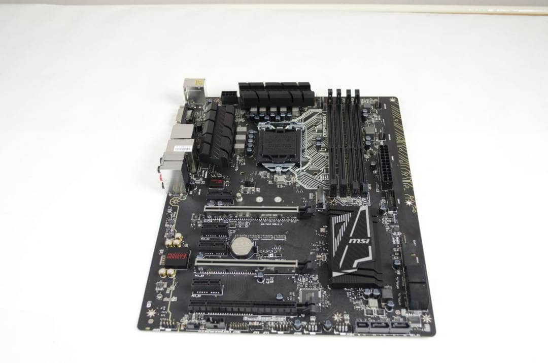 MSI Z170A Gaming Pro Carbon Motherboard Review_5