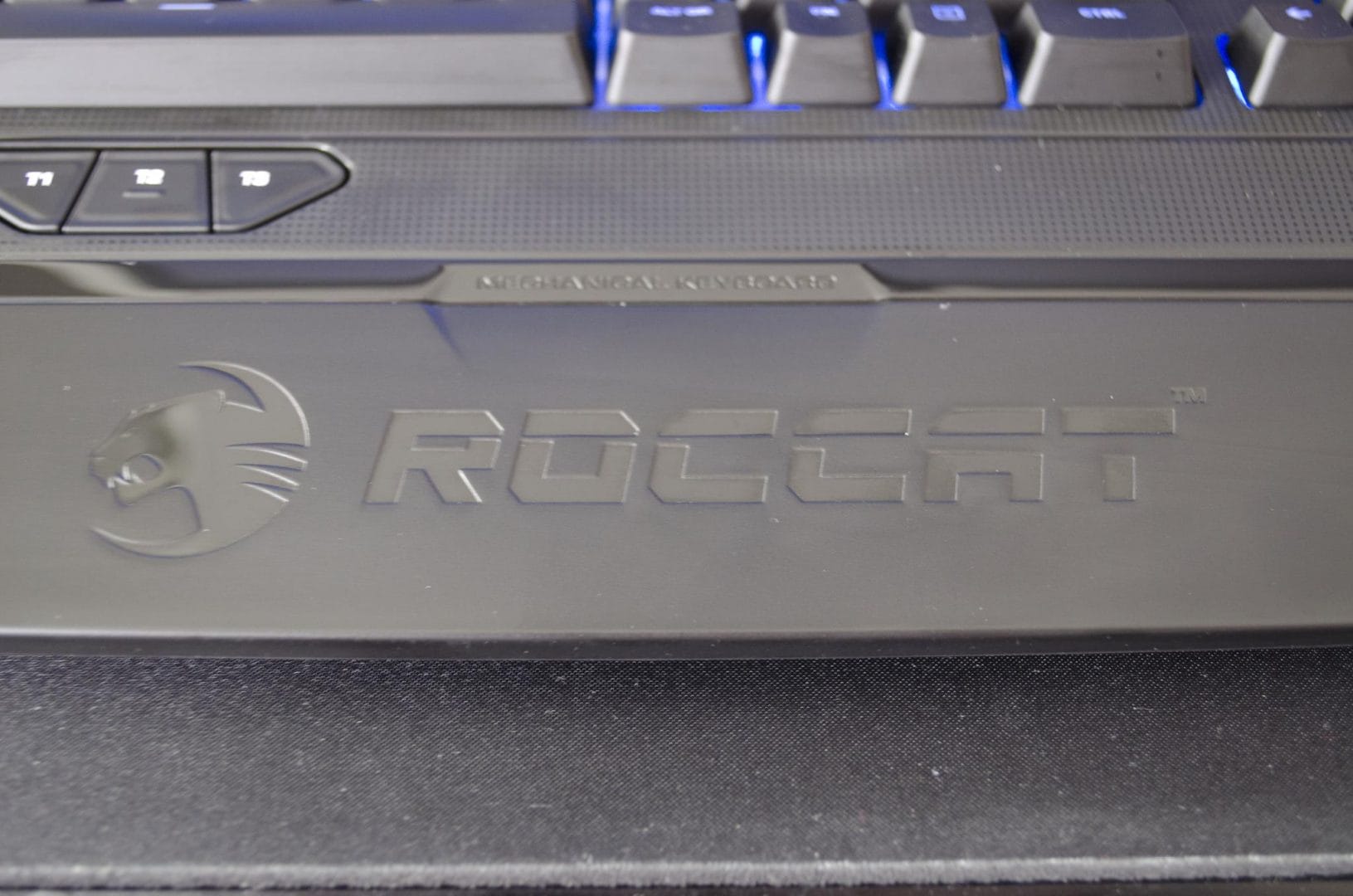 ROCCAT Ryos MK FX Mechanical Keyboard Review - EnosTech.com