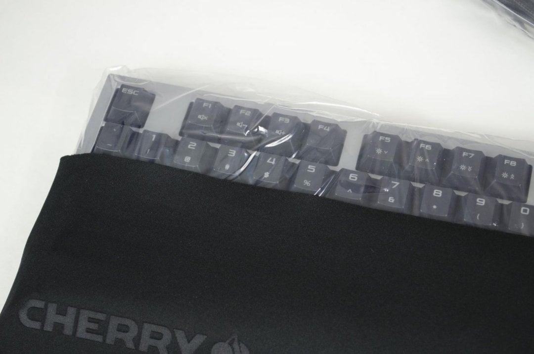 cherry mx-board 6 mechanical keyboard review_6