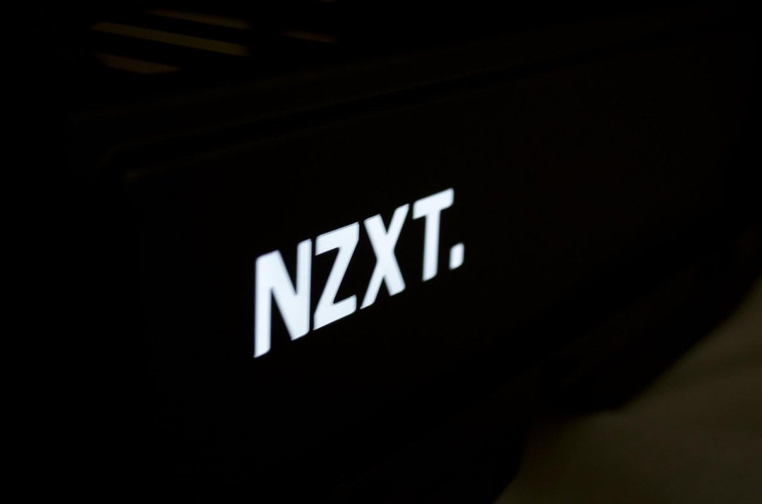 nzxt manta pc case review_21