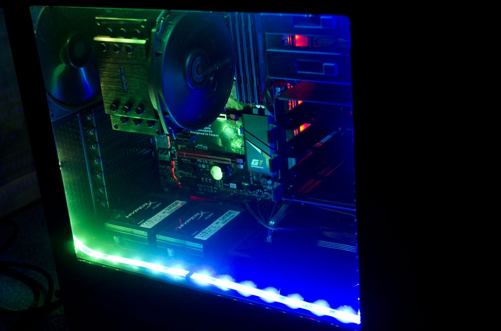 uv pc lighting