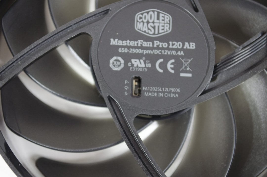 cooler-master-masterfan-pro-range-review_10
