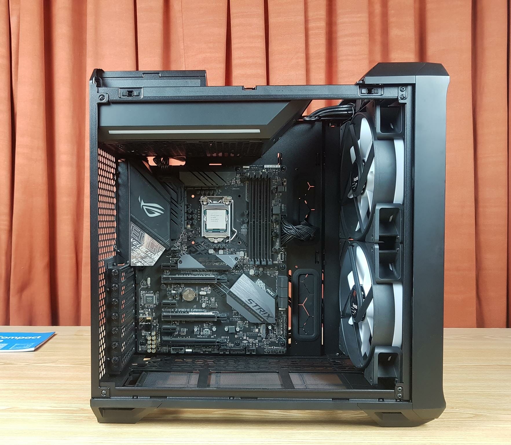 Fractal Design Torrent Compact RGB TG Light Tint PC Case Review