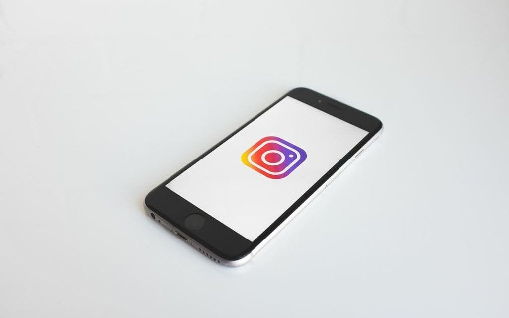 Best Instagram Growth Hacks For Getting Instant Followers